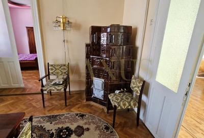 Casă individuală cu 4 camere cu Canalizare în Central - 2