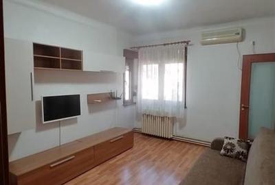 Apartament cu 3 camere semidecomandat în Ferdinand
