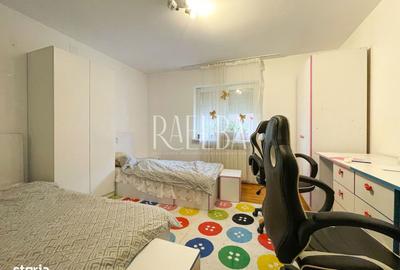 Casă cu 8 camere cu Teren 350 Mp în Colentina - 10