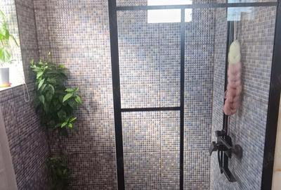 Casă cu Teren 80 Mp în Km 4 - 9