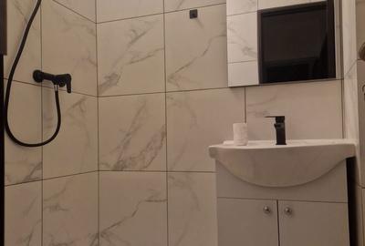 Apartament cu 3 camere decomandat în Uverturii - 8