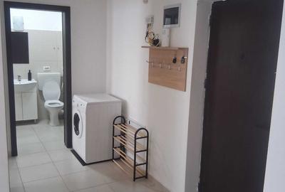 Apartament cu 2 camere decomandat în Apărătorii Patriei - 3
