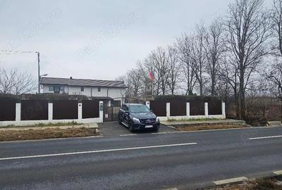 Casă cu 6 camere cu Teren 3000 Mp în Cataloi - 1