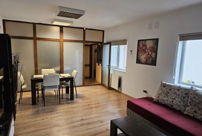 Casa 3 camere situata in zona Stadion