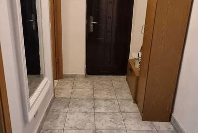 Apartament cu 2 camere semidecomandat în Tomis Nord