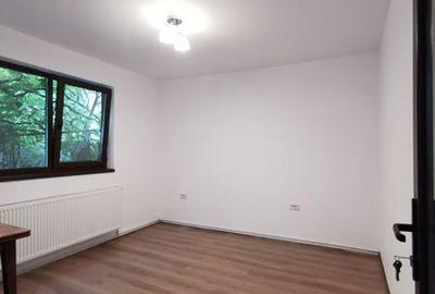 Casă cu 2 camere cu Canalizare în Dâmbul Rotund - 2