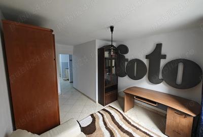 Inchiriez Apartament cu 3 Camere Inchiriez Apartament cu 3 Camere - 4