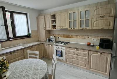 Casă cu 4 camere în Moșnița Nouă - 4
