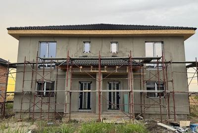1/2 Duplex Dudestii Noi (12 km de timisoara), P+E,4 camere,2 bai,teren generos - 12