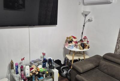 Apartament cu 2 camere decomandat în Vitan - 4