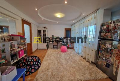 Casă individuală cu 14 camere cu Canalizare în Central - 2