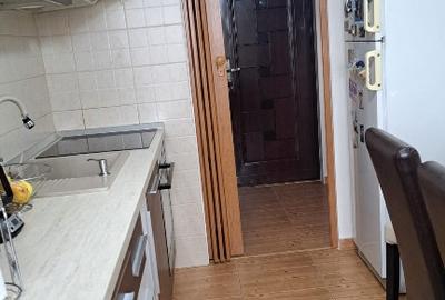 Apartament de 2 camere Jimbolia zona Garii