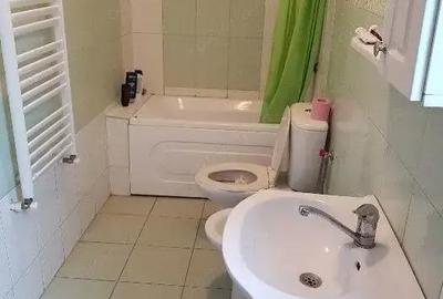 Garsonieră decomandată în Central - 1