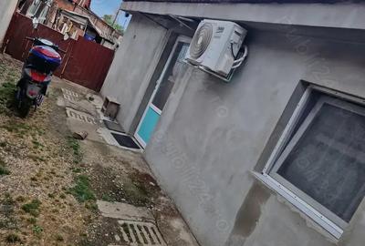 Casa de vanzare!! - 2