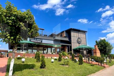 Spațiu comercial, de 275 mp, în Central - 6