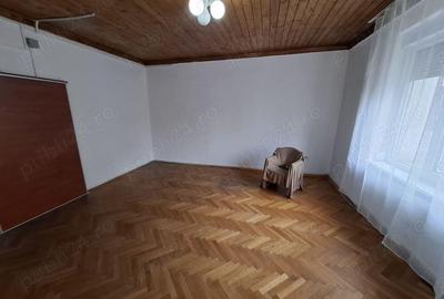 Zona centrala (la 5 minute de Centrul Vechi) - apartament in vila tip duplex, s.u. 120 mp, parter - 3