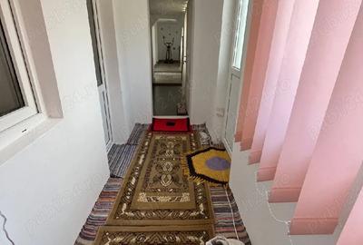 Casă cu 3 camere în Potlogi - 1