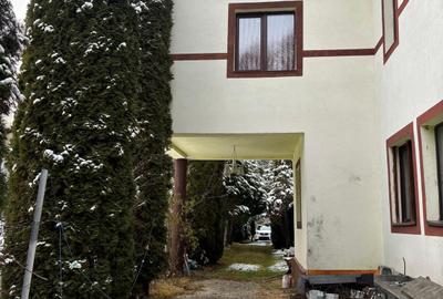 Hotel/Pensiune, 658 mp în Bran
