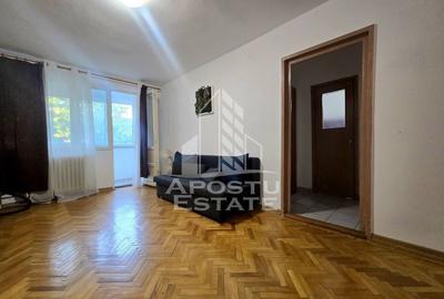 Apartament cu 2 camere, decomandat, etaj intermediar, zona Cetatii - 1