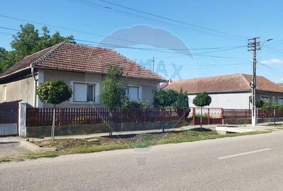 CASĂ DE VÂNZARE , Loc.Carastelec  jud. Sălaj - oportunitate unică! - 3