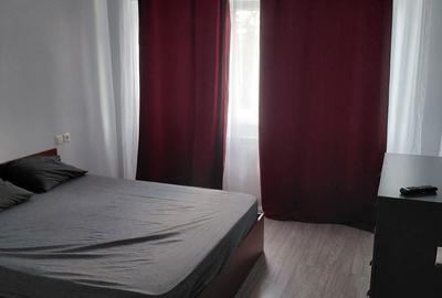 Apartament cu 3 camere decomandat în Central - 1