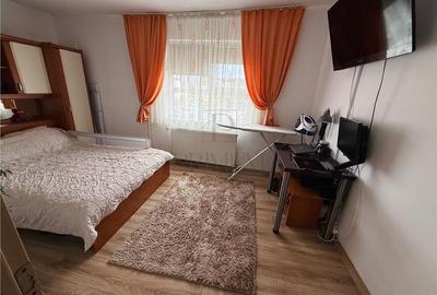 Apartament cu 3 camere semidecomandat, mobilat în Girocului - 5