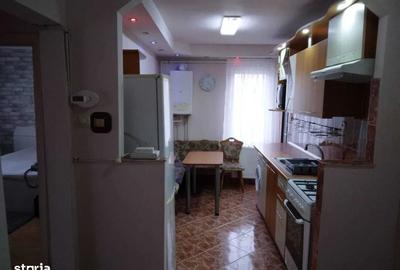 Apartament cu 3 camere decomandat în Tudor