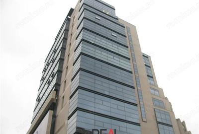 Spațiu comercial, în Universitate - 1