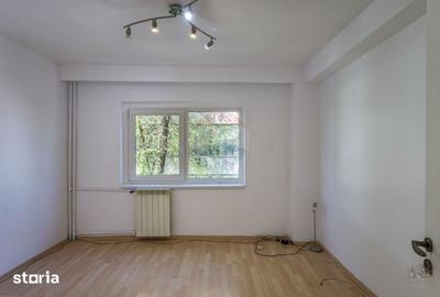 Apartament cu 3 camere în Tei - 17