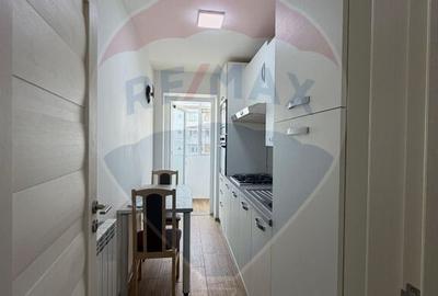 Apartament cu 3 camere decomandat în Central - 12
