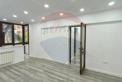 Apartament cu 2 camere de vanzare complet renovat in Tiglina 1 - 8