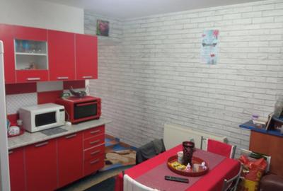 Casă cu 3 camere cu Teren 450 Mp în Central - 9