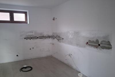 Casă individuală cu 7 camere cu Teren 104 Mp în Nădlac - 6