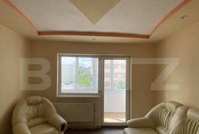 Apartament de 3 camere, 2 bai si balcon inchis, etaj interme - 4