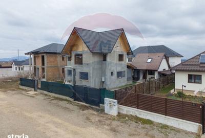 Casă cu 5 camere cu Teren 500 Mp în Central - 10