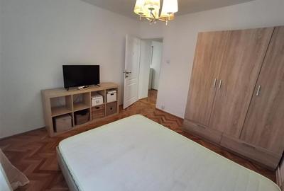 Apartament 2 camere decomandat zona Sub Arini - 8