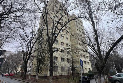 Apartament cu 3 camere semidecomandat în Drumul Taberei - 15