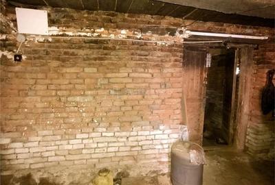 Casă cu 5 camere cu Teren 1303 Mp în Ludoș - 9