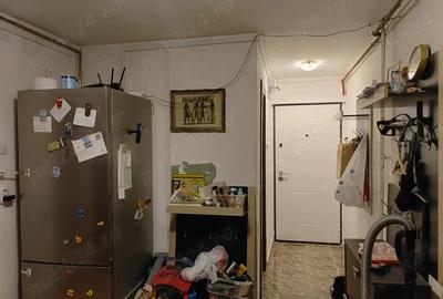 Vand Apartament 2 Camere Decomandat ?i Utilat Piata Delfinului - Pret Negociabil - 1