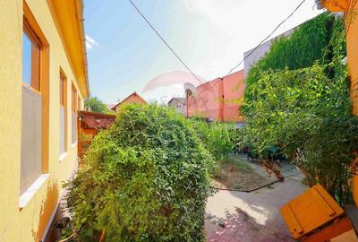 Apartament cu 4 camere semidecomandat în Central - 35