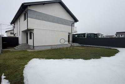 Duplex cu 4 camere cu Teren 266 Mp în Clinceni - 3