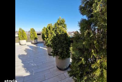 Apartament cu 4 camere în Central - 1
