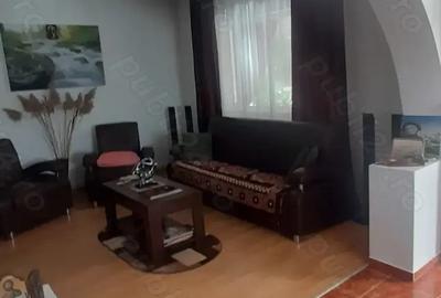 Vand casa in Bran in apropierea partiei de ski cu vedere spre Mtii Piatra Craiului si Bucegi - 10