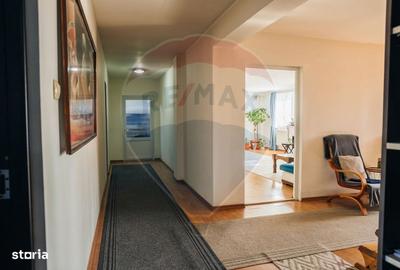 Casă cu 8 camere cu Teren 946 Mp în Central - 5