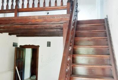 Apartament cu 4 camere decomandat în Forestier - 2