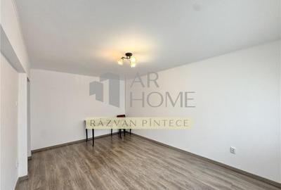 Apartament 3 camere, decomandat, renovat, Republicii, Ploies