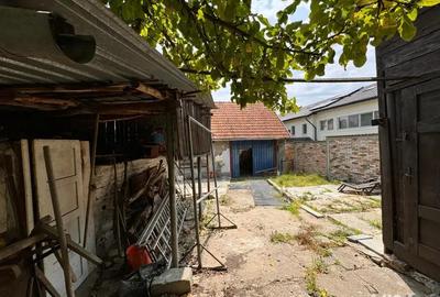 Casă cu 5 camere în Călugareni - 1