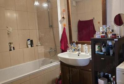 De vanzare apartament cu 2 camere etaj 1 cartier Toscana amenajat loc de parcare in CF - 10