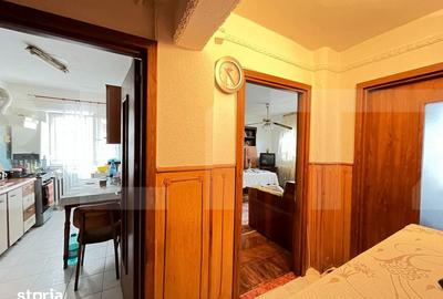 Apartament cu 3 camere semidecomandat în Central - 2