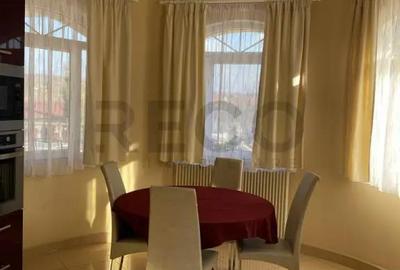 Casă cu 7 camere cu Teren 2547 Mp în Episcopia Bihorului - 12